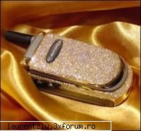 TOP 10 Cele mai scumpe telefoane din lume! - 5. Motorola V220 Special Edition = £28,000 - Tehnologie Mobila